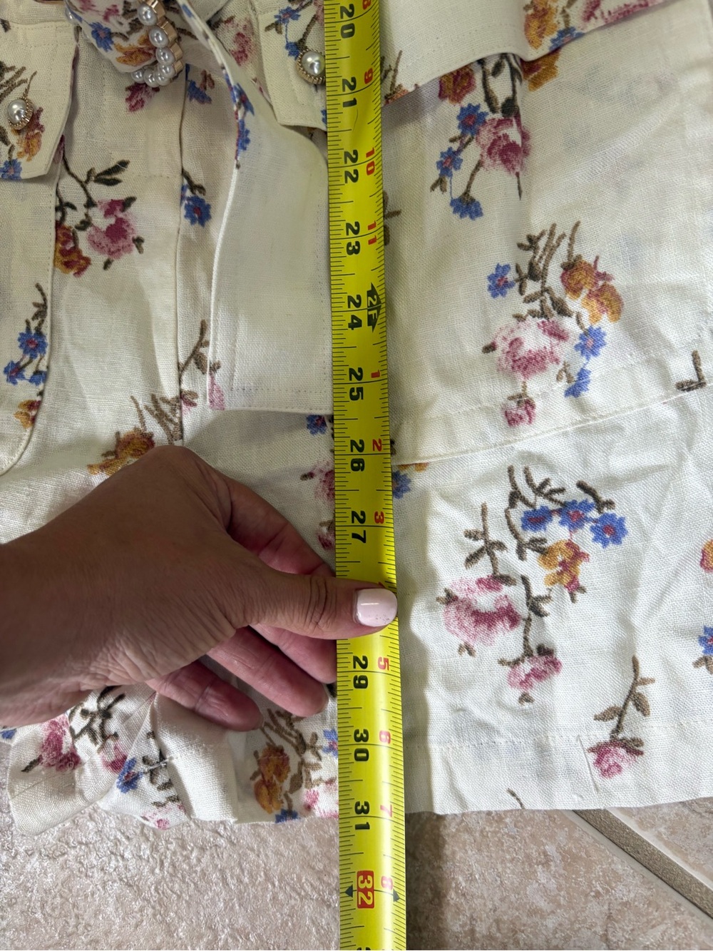 House of Harlow 1960 cream linen blend floral romper pearl embellished belt sz 4 - Picture 12 of 13